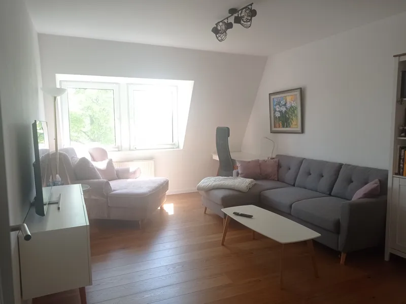 Romantische 2-Zimmer-DG-Wohnung mit Sauna und Weitblick — photo 1